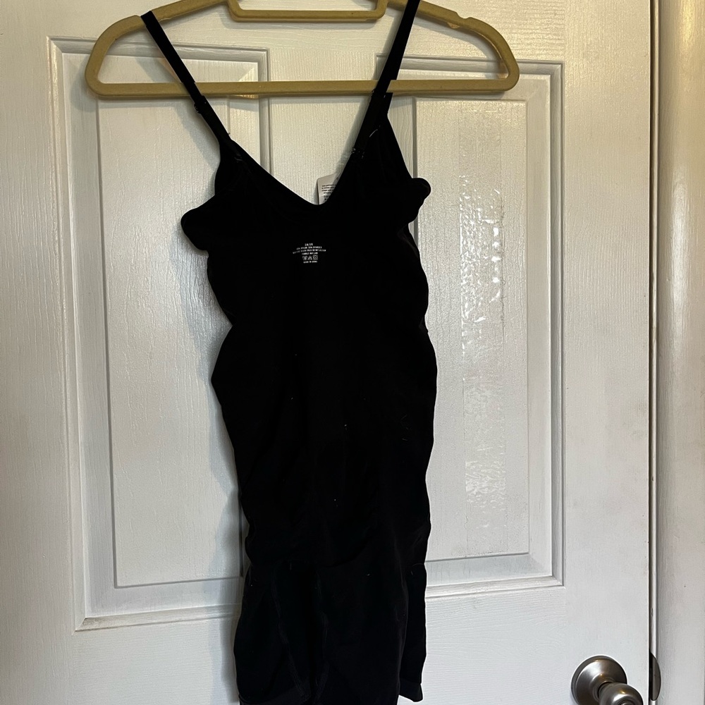 Chic Black Spaghetti Strap Shapewear